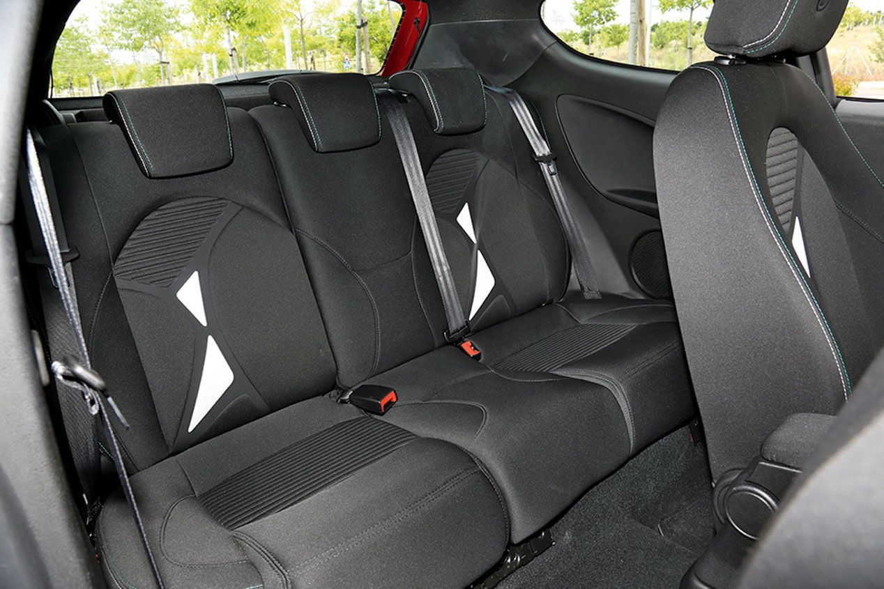 Comparativa: Alfa Romeo Mito 1.6 JTDM vs Mini Cooper D