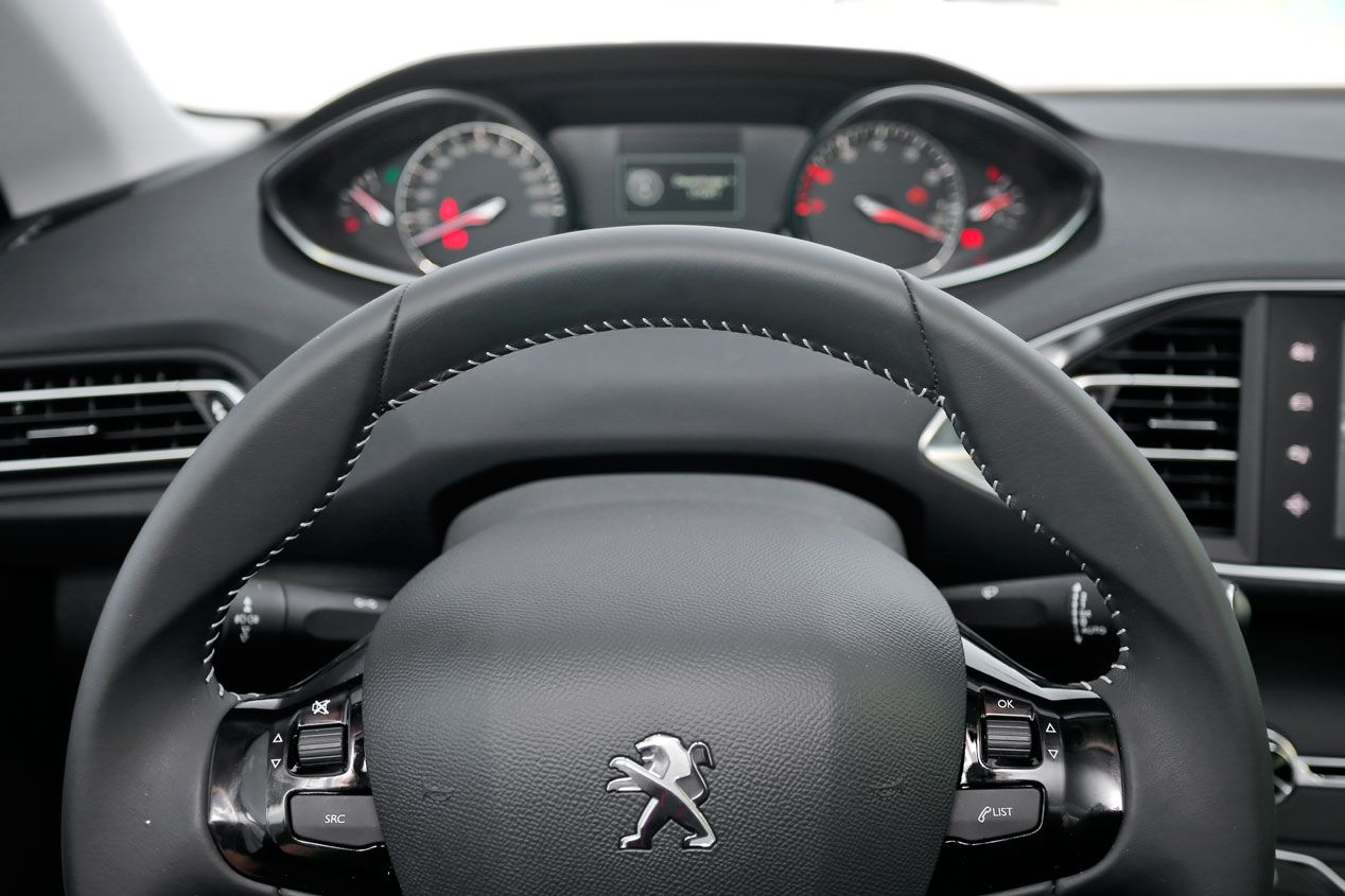 Prueba: Peugeot 308 1.2 E-THP, pequeño gigante