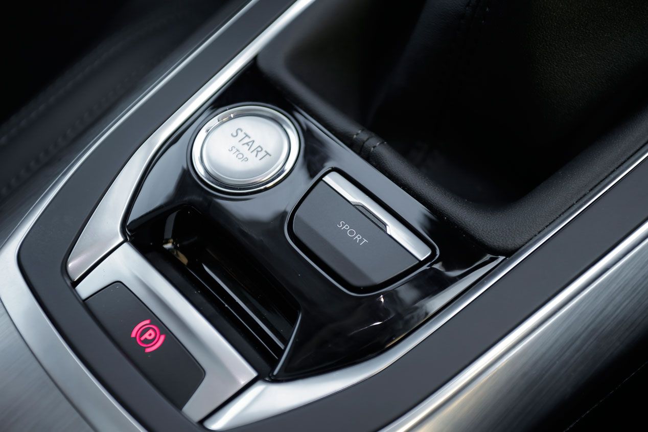 Prueba: Peugeot 308 1.2 E-THP, pequeño gigante