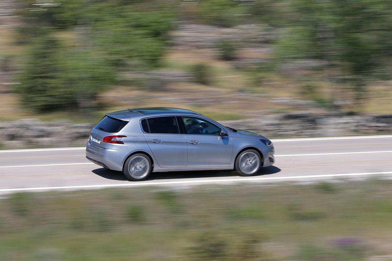 Prueba: Peugeot 308 1.2 E-THP, pequeño gigante