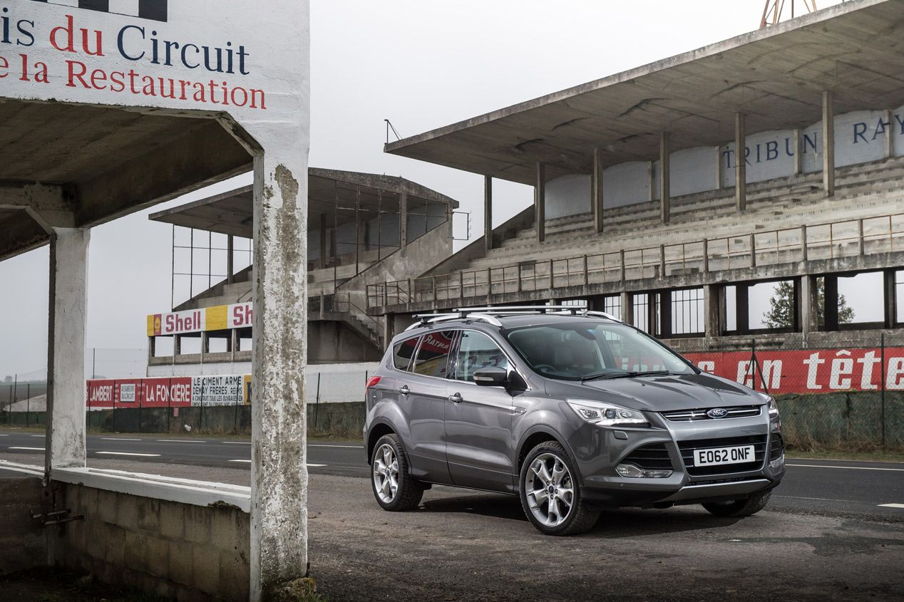 Ford Kuga 2015, más eficiente y tecnológico