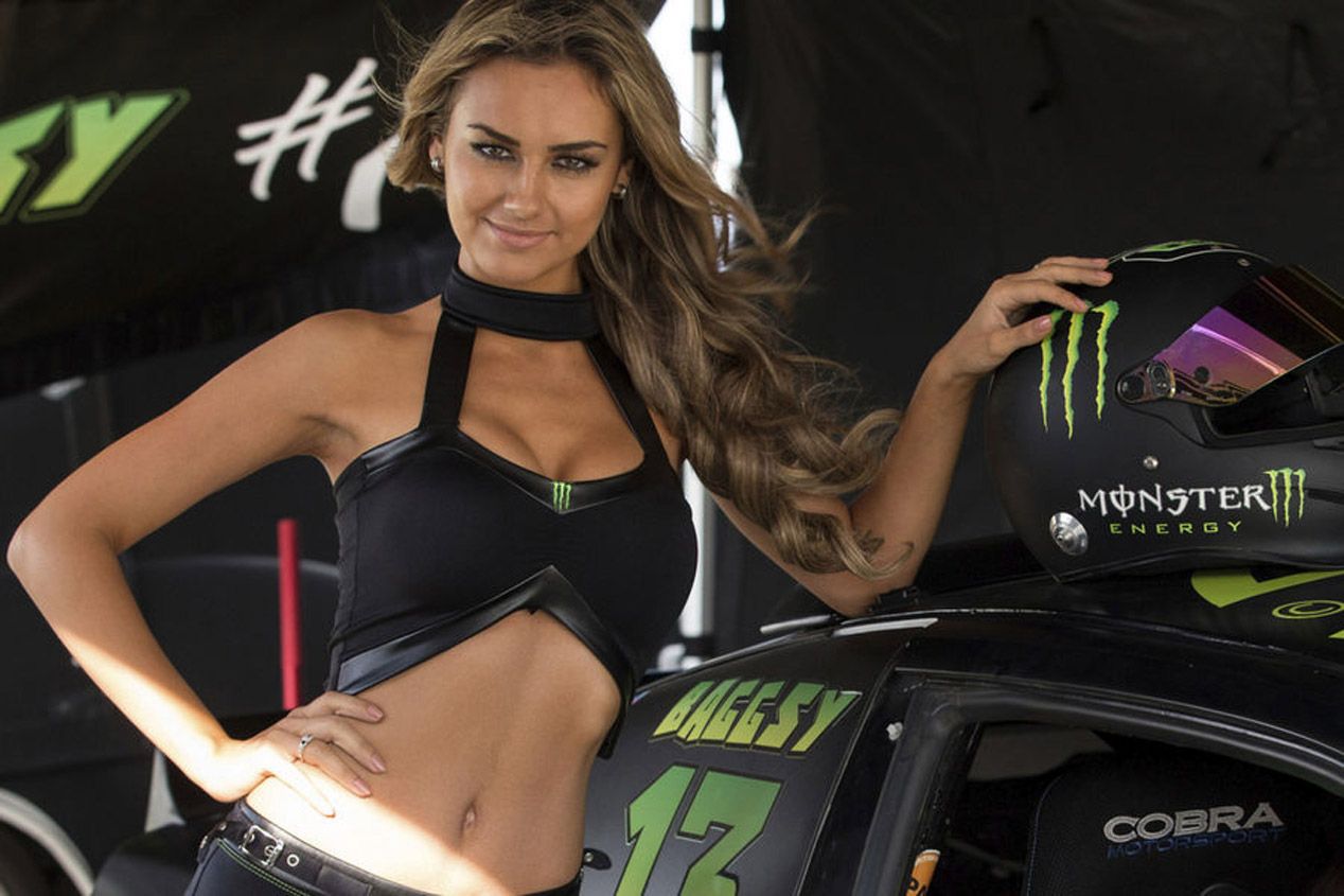 Las chicas más espectaculares de Monster en las carreras