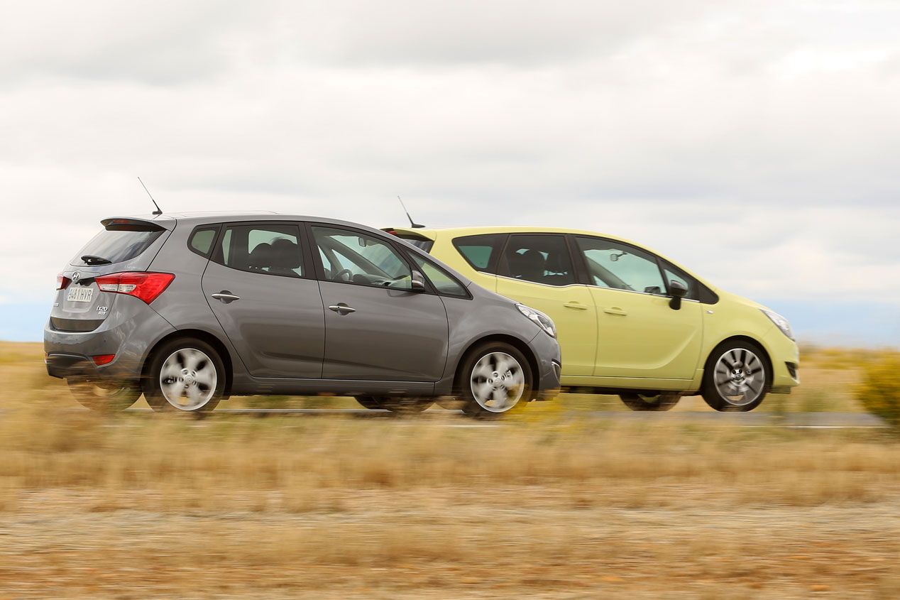 Comparativa: Hyundai ix20 1.6 CRDI Style vs Opel Meriva 1.6 CDTI Excellence