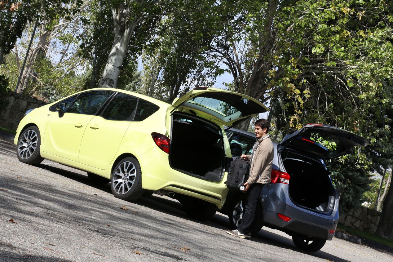 Comparativa: Hyundai ix20 1.6 CRDI Style vs Opel Meriva 1.6 CDTI Excellence