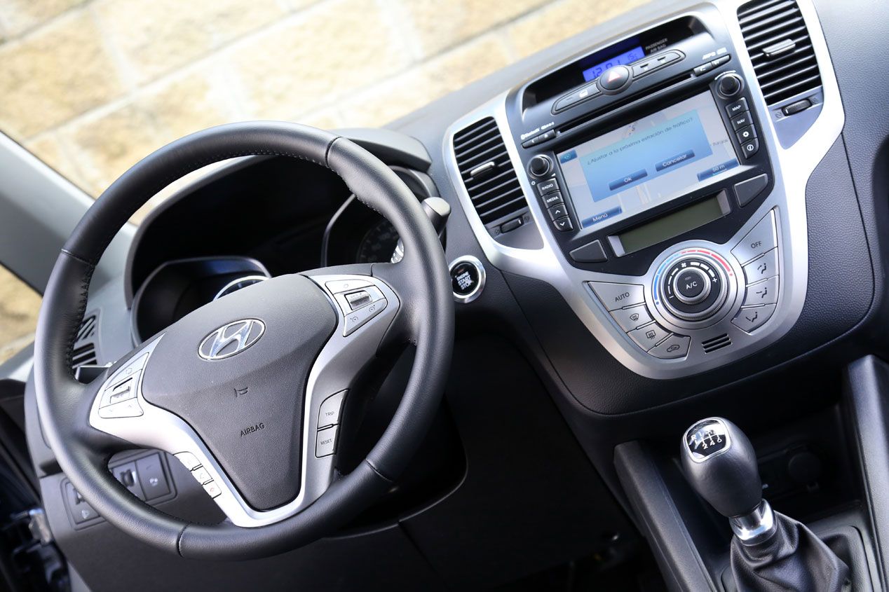Comparativa: Hyundai ix20 1.6 CRDI Style vs Opel Meriva 1.6 CDTI Excellence