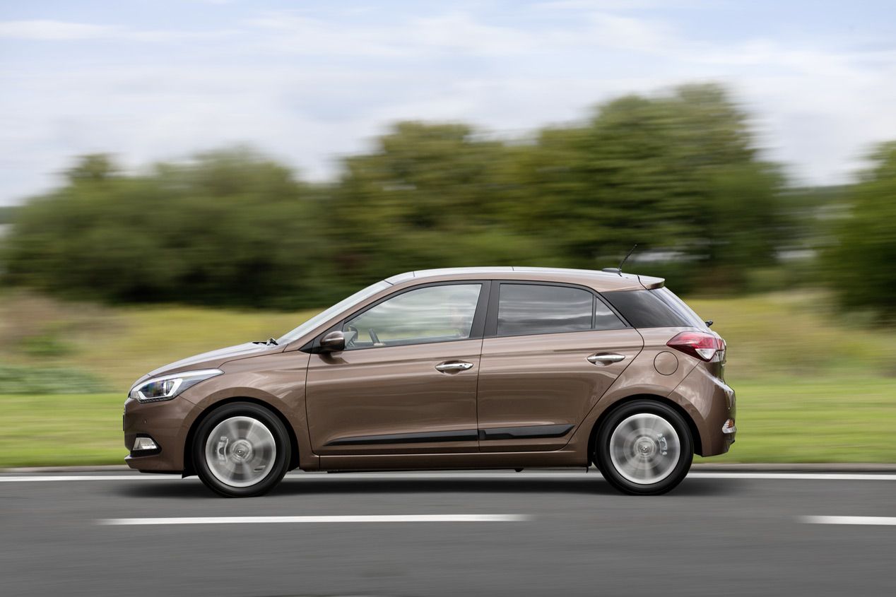 Contacto: nuevo Hyundai i20