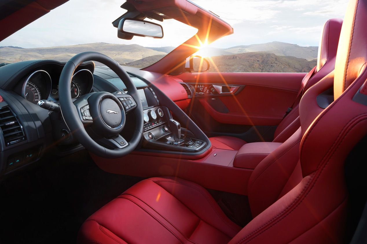 Jaguar F-Type 2016