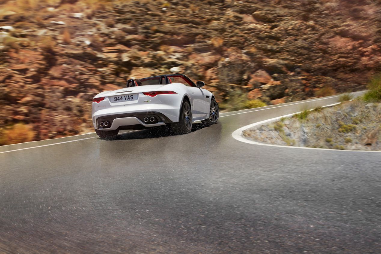 Jaguar F-Type 2016
