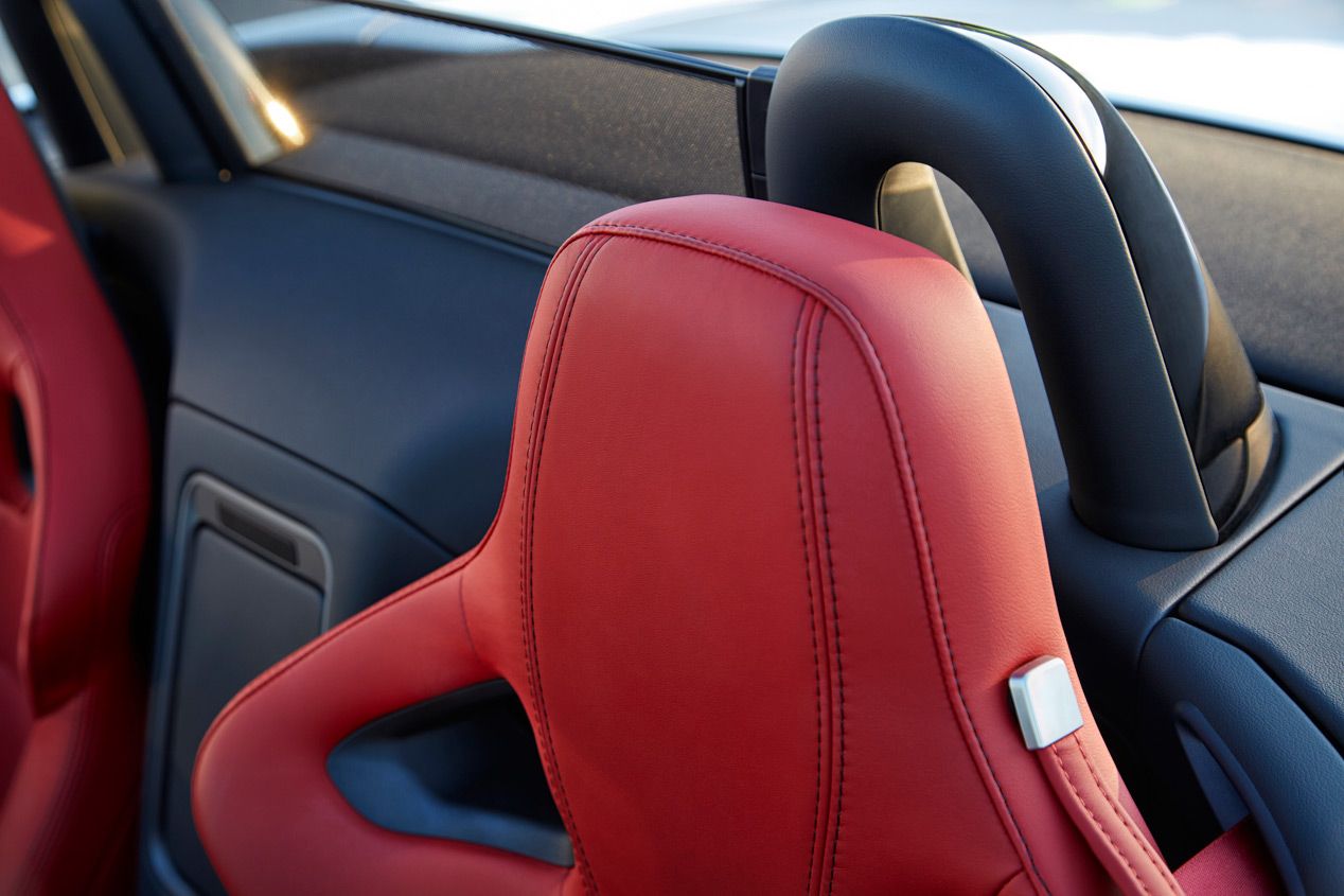 Jaguar F-Type 2016