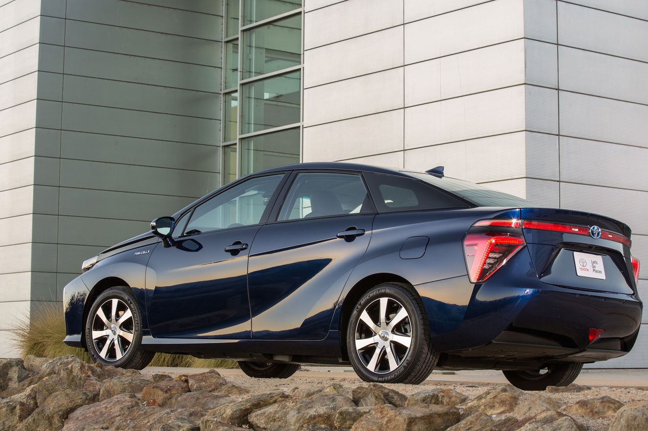 Contacto: Toyota Mirai, el coche del futuro ya está aquí