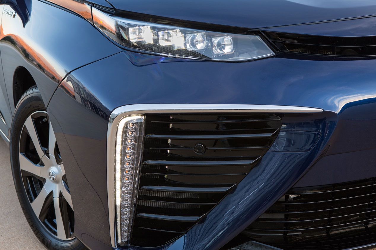 Contacto: Toyota Mirai, el coche del futuro ya está aquí