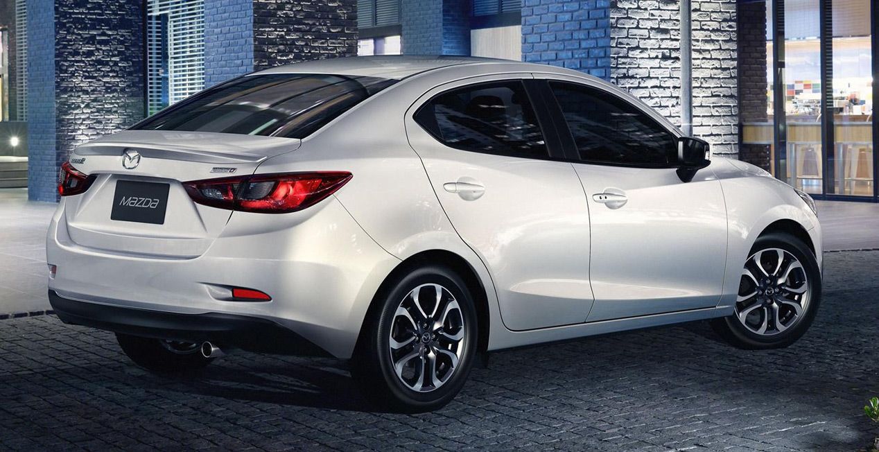 Mazda 2 Sedán