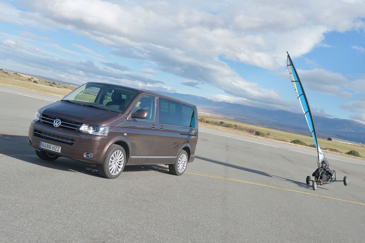 Contacto: Volkswagen Multivan, alternativa a SUVs y monovolúmenes