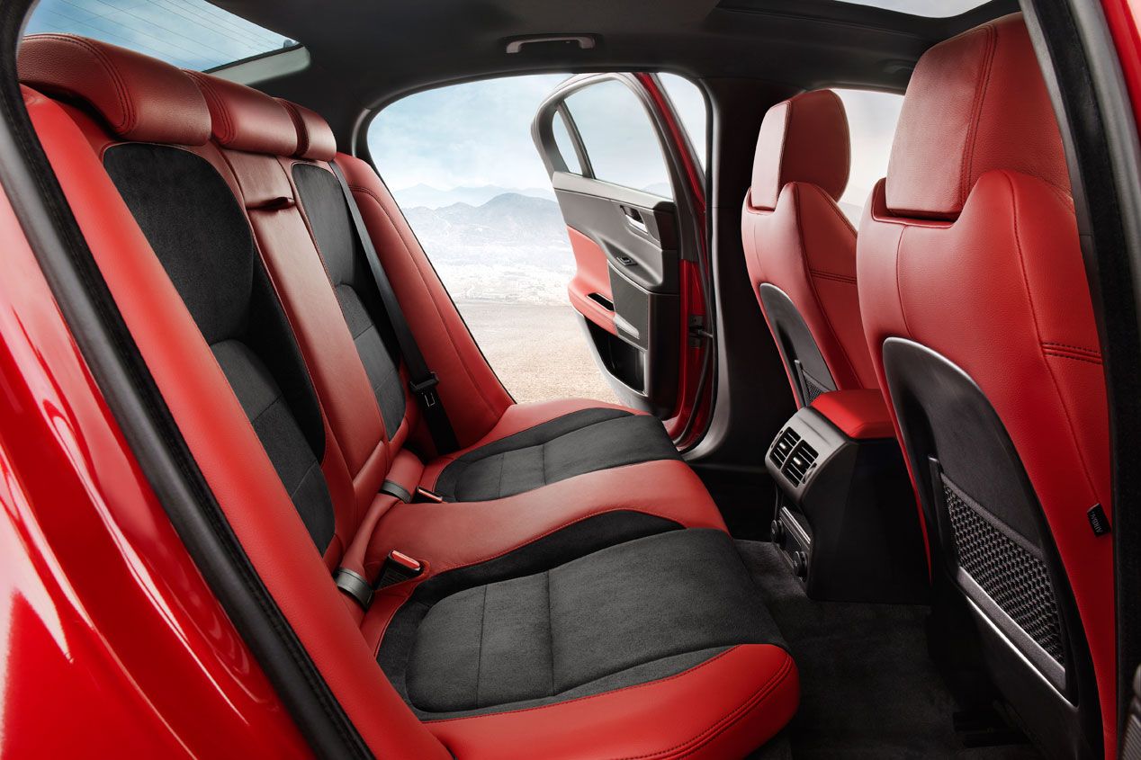 Jaguar XE: precios y comercialización