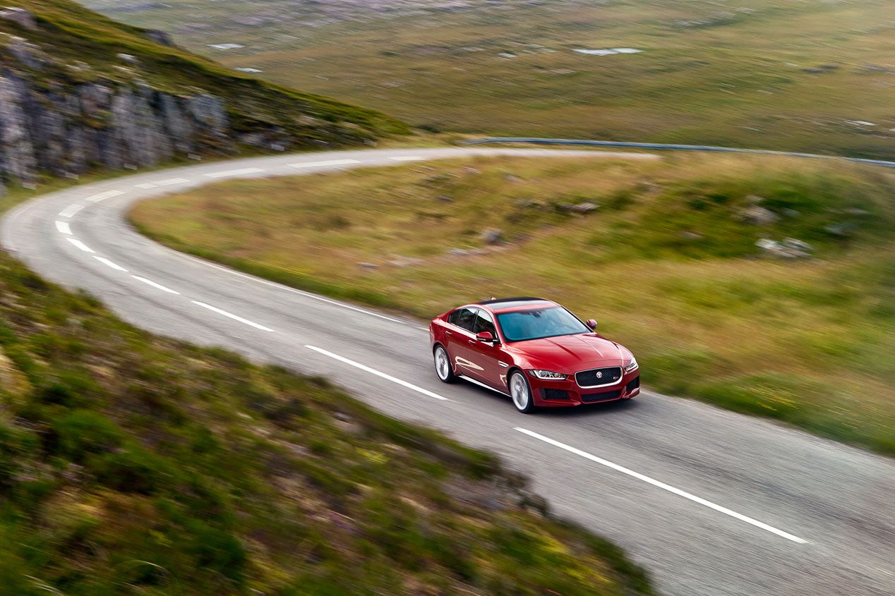 Jaguar XE: precios y comercialización