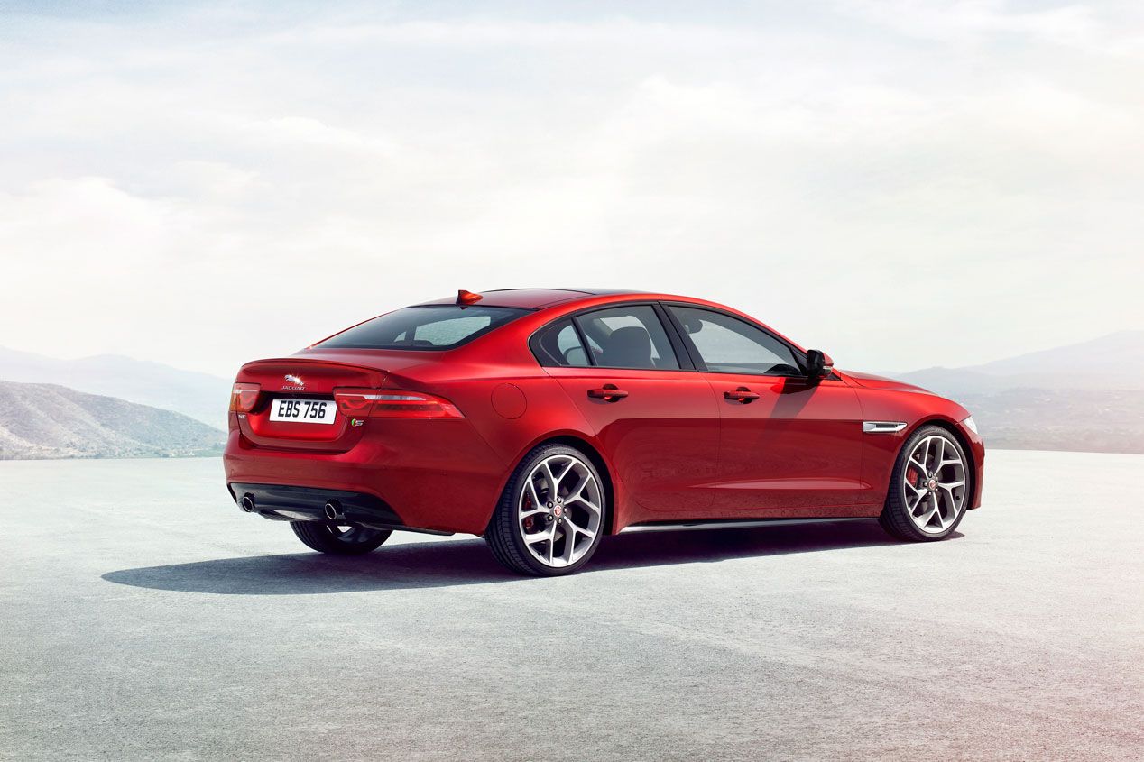 Jaguar XE: precios y comercialización