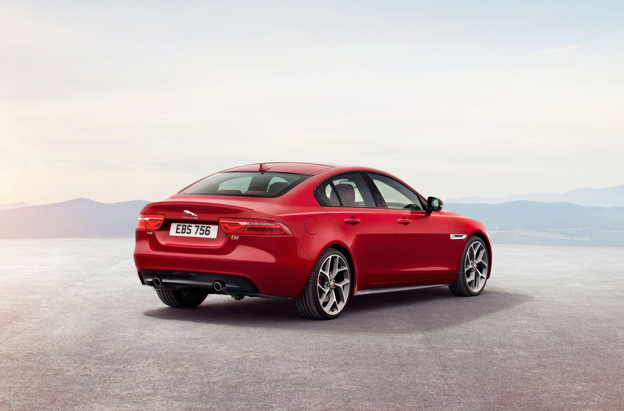 Jaguar XE: precios y comercialización
