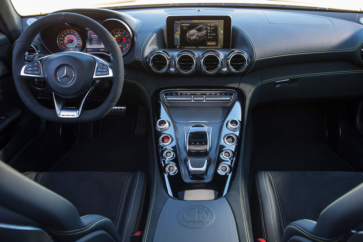 Contacto: Mercedes AMG GT, ¡tiembla 911!