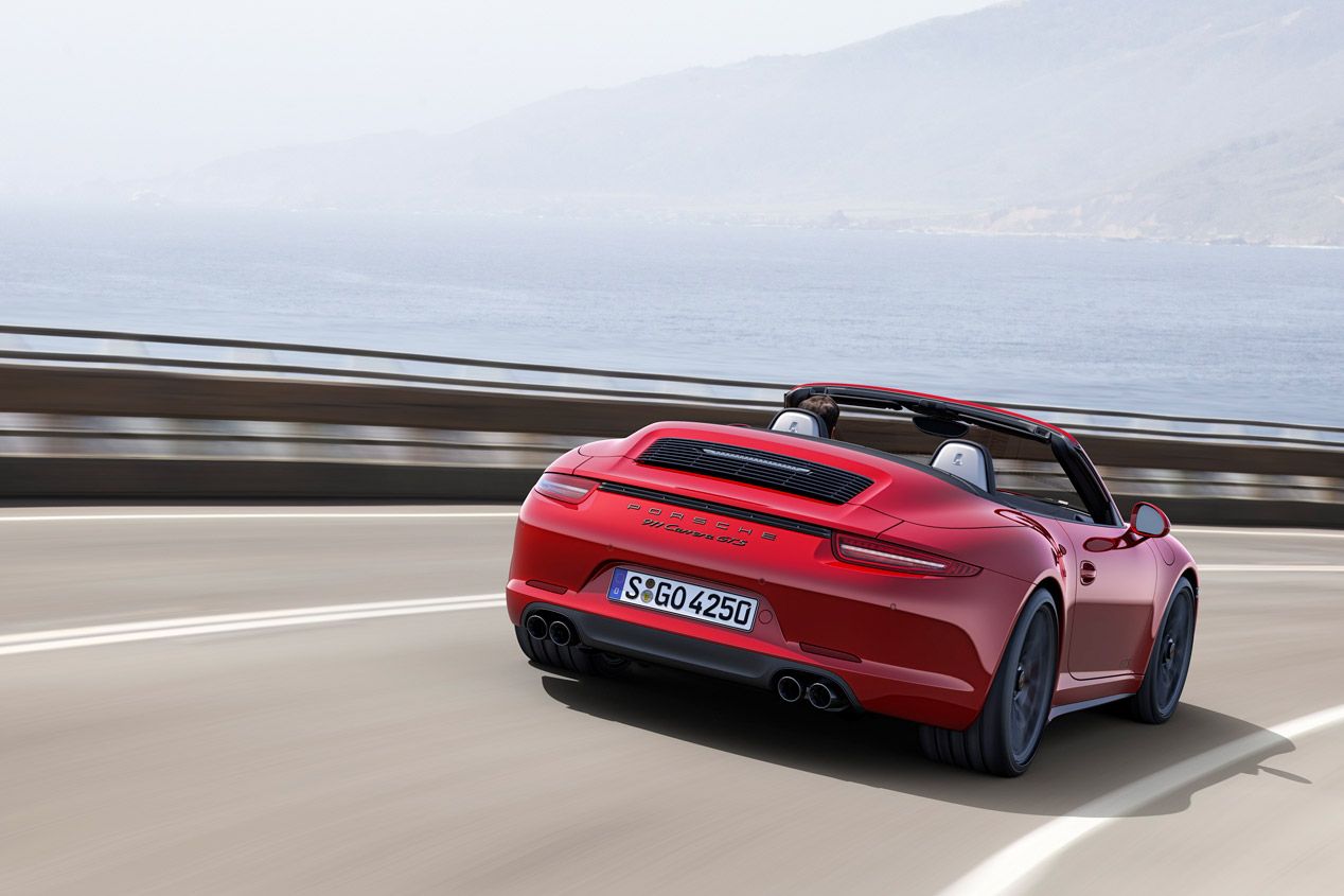 Contacto: Porsche 911 Carrera GTS