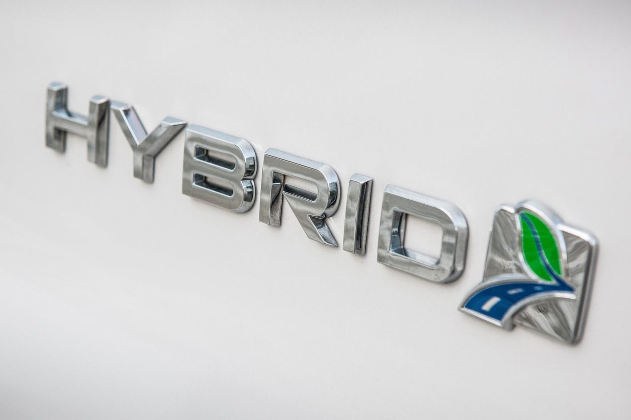 Ford Mondeo Hybrid 2015