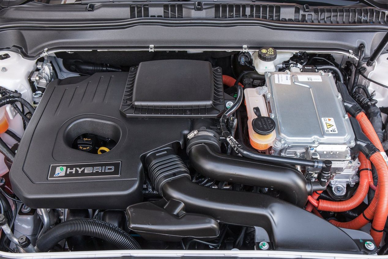 Ford Mondeo Hybrid 2015