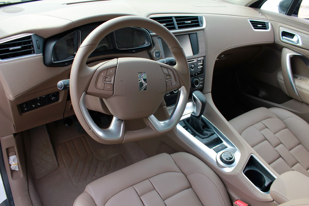 Prueba: DS6, un Citroën con futuro
