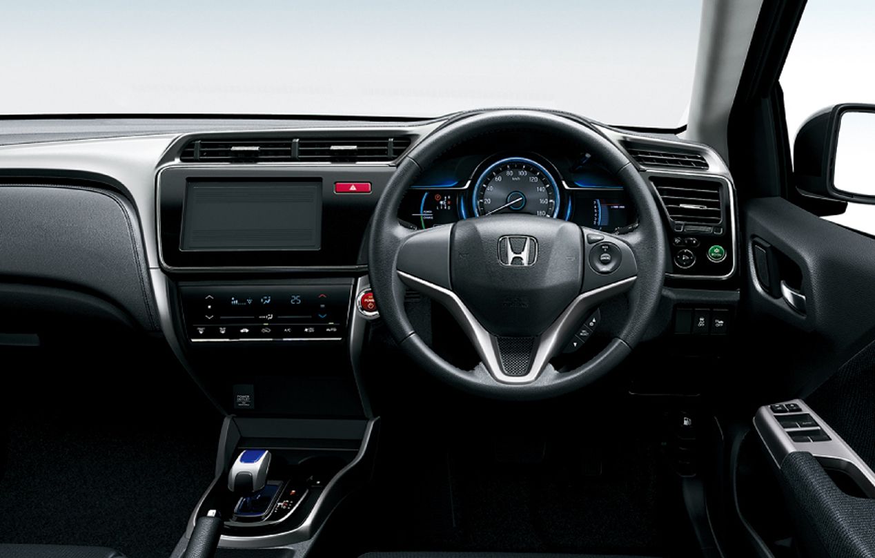 Honda Grace Hybrid