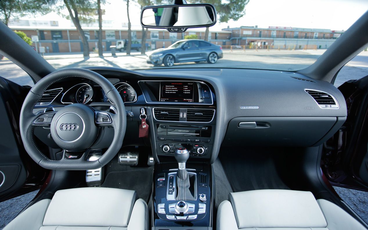 Comparativa: Audi RS5 vs. BMW M4