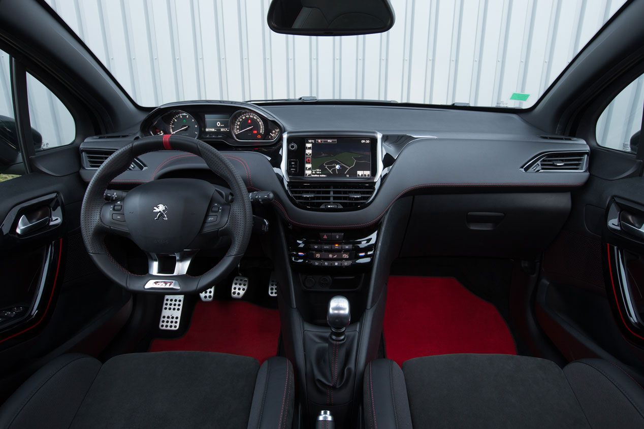 Contacto: Peugeot 208 GTI 30th, un GTI de altura