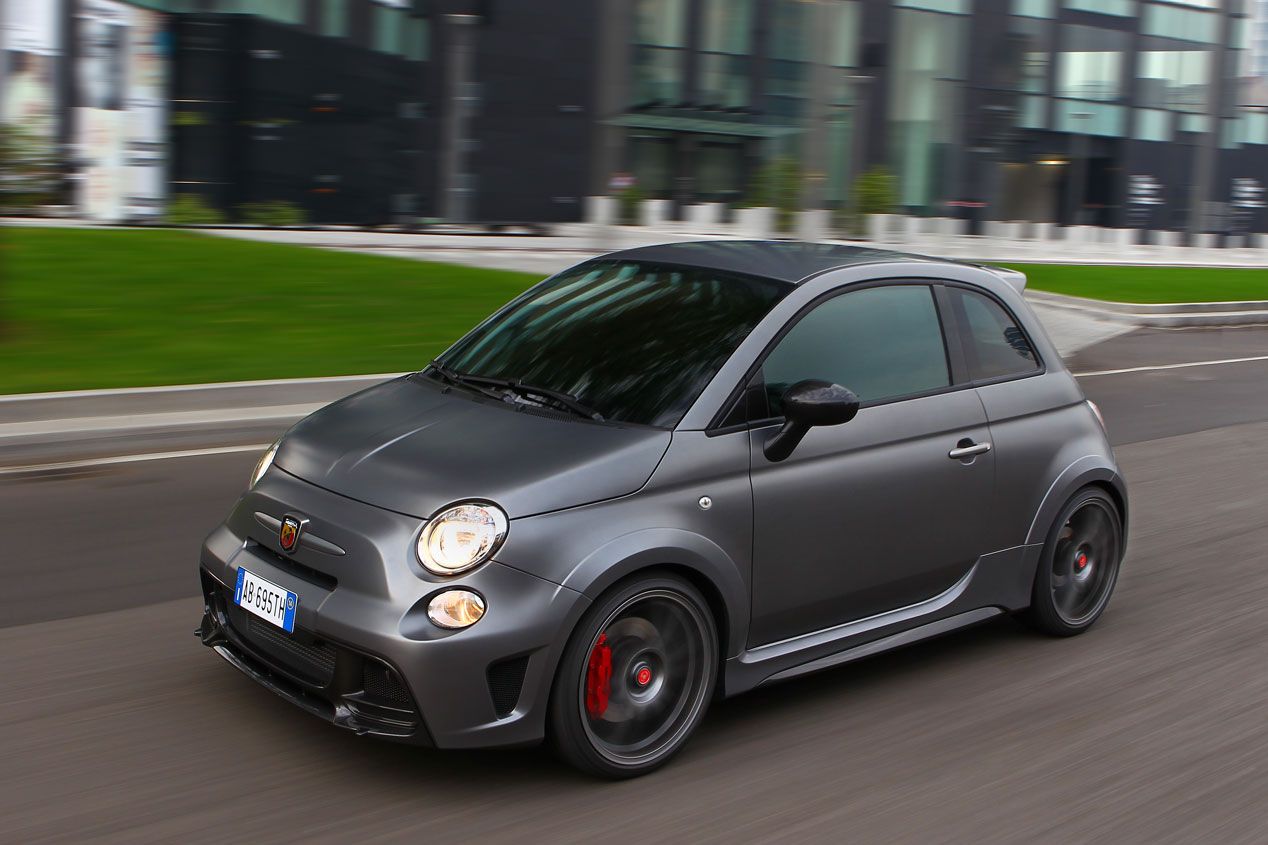Contacto: Abarth 695 Biposto, el mejor coche del mundo