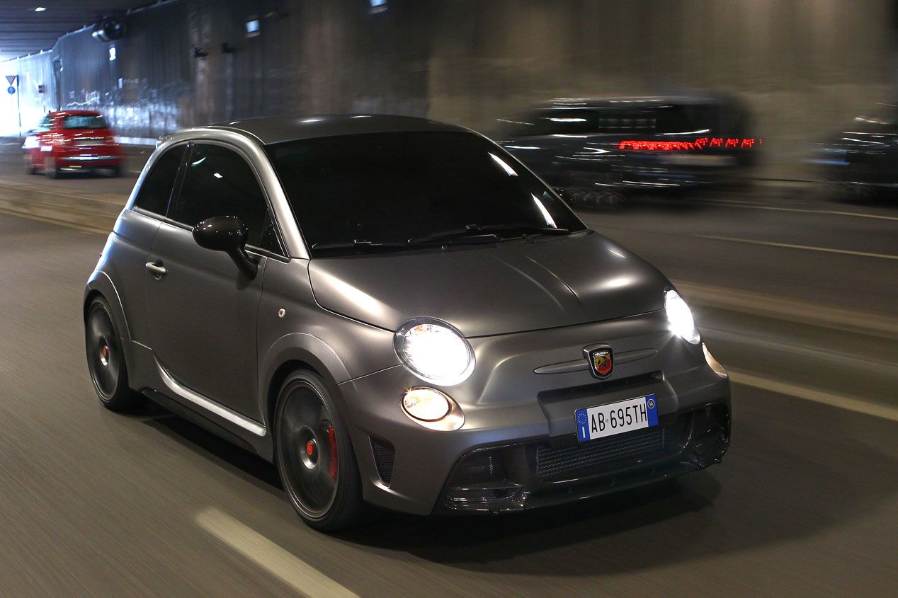 Contacto: Abarth 695 Biposto, el mejor coche del mundo