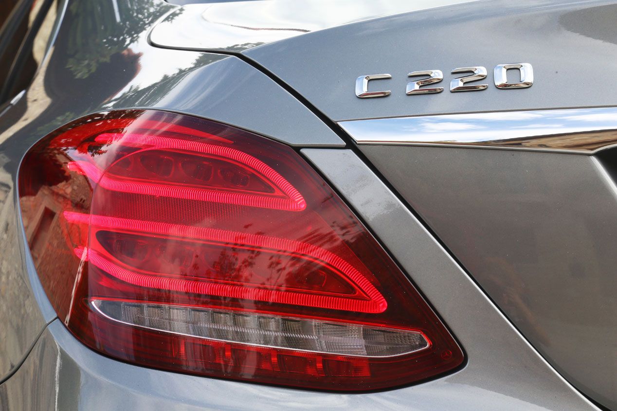 Comparativa: Mercedes CLA 220 CDI vs Mercedes C 220 BlueTEC
