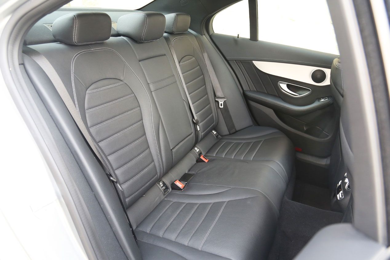 Comparativa: Mercedes CLA 220 CDI vs Mercedes C 220 BlueTEC