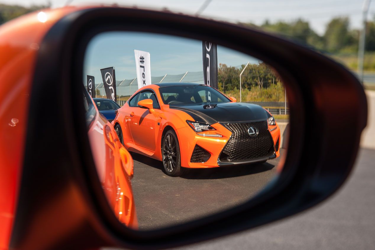 Contacto: Lexs RC F, sin complejos
