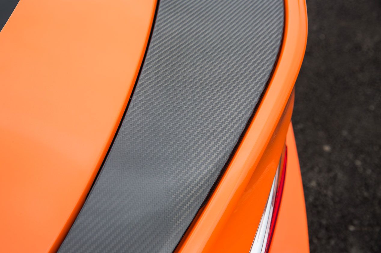 Contacto: Lexs RC F, sin complejos
