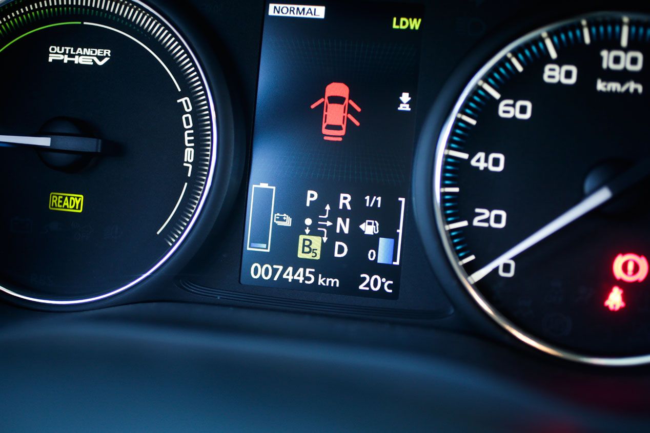 Prueba: Mitsubishi Outlander PHEV, el adelantado