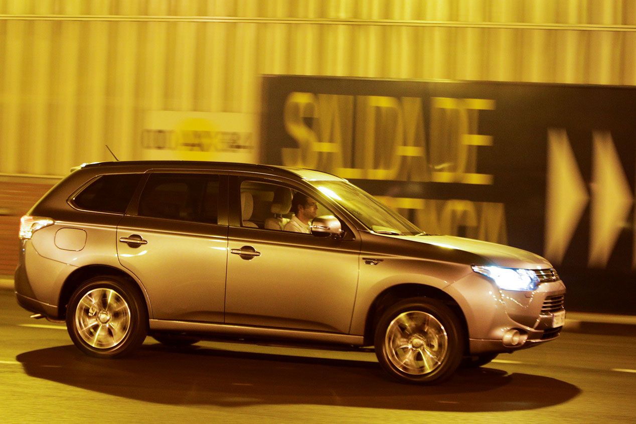 Prueba: Mitsubishi Outlander PHEV, el adelantado