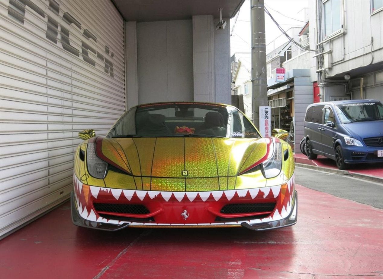 Ferrari 458 Spider ‘Golden Shark’