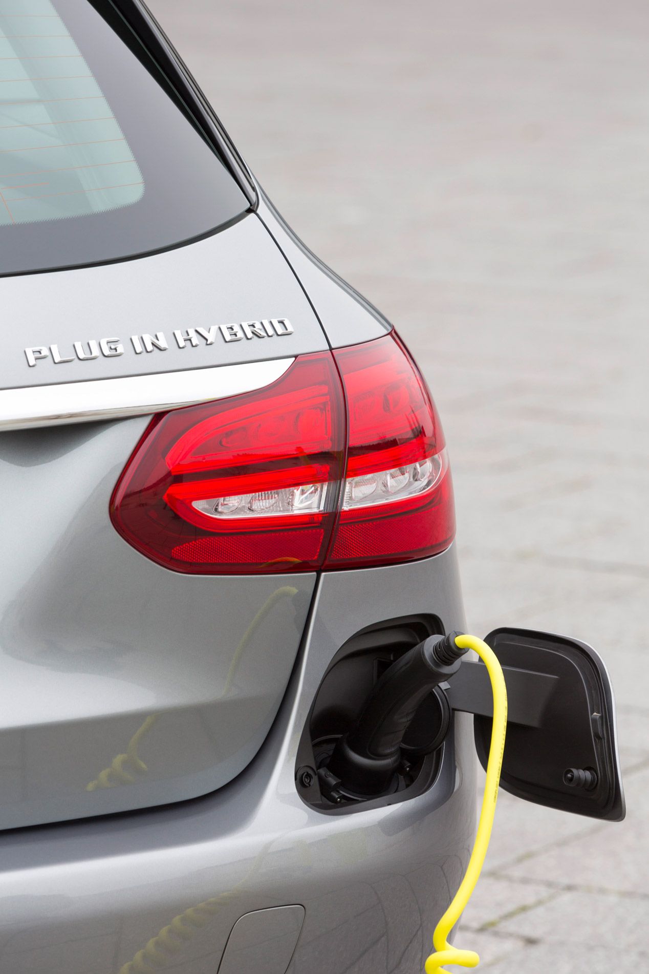 Mercedes-Benz C 350 PLUG-IN HYBRID