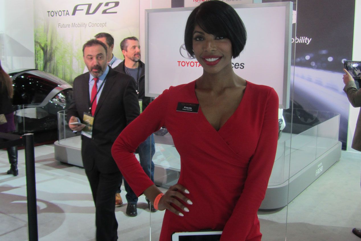 Las chicas más guapas del Salón de Detroit 2015