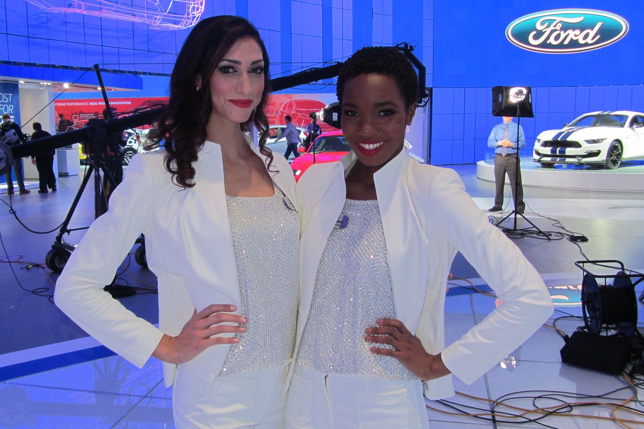 Las chicas más guapas del Salón de Detroit 2015