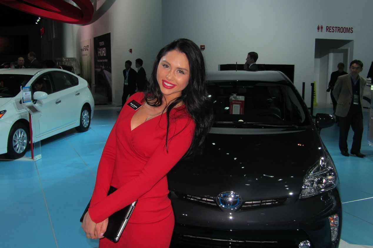 Las chicas más guapas del Salón de Detroit 2015