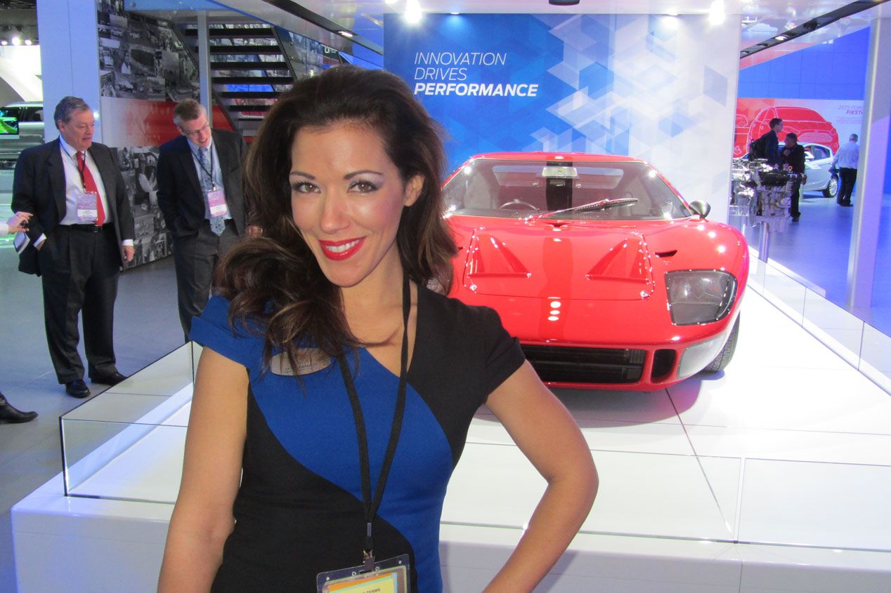 Las chicas más guapas del Salón de Detroit 2015