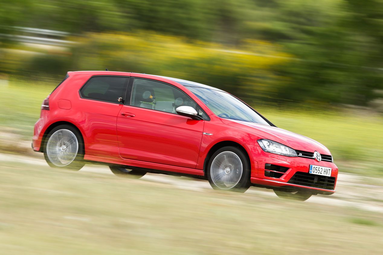 Los 10 coches más populares (de verdad) en España