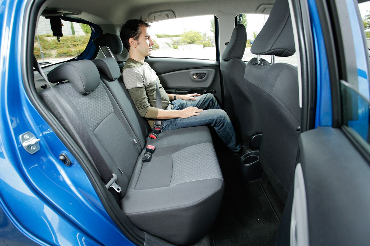 Comparativa: Peugeot 208 1.6 e-HDi vs Toyota Yaris 1.4 D-4D