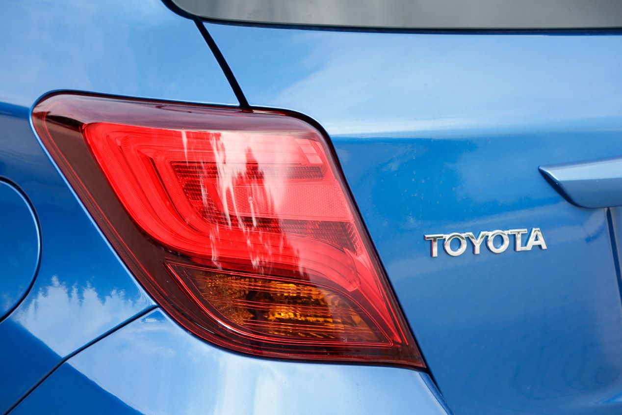 Comparativa: Peugeot 208 1.6 e-HDi vs Toyota Yaris 1.4 D-4D