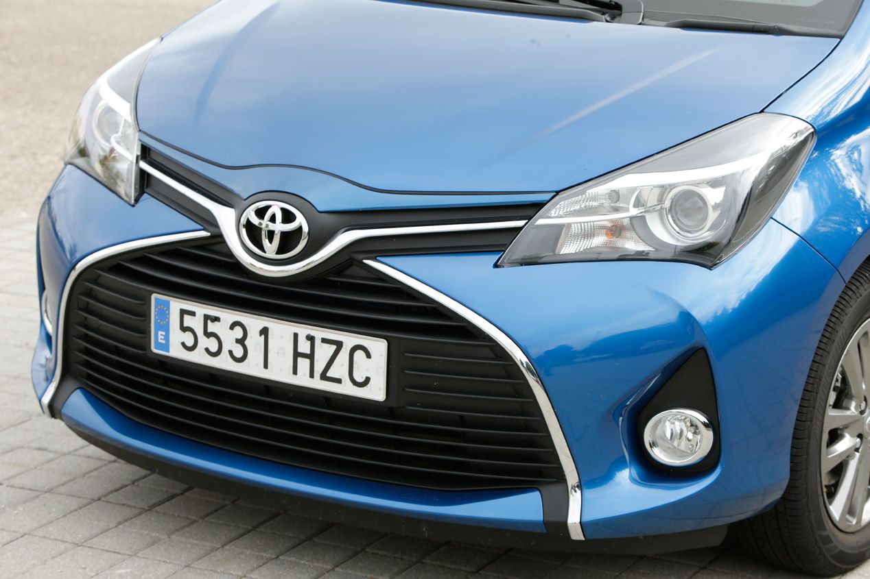 Comparativa: Peugeot 208 1.6 e-HDi vs Toyota Yaris 1.4 D-4D