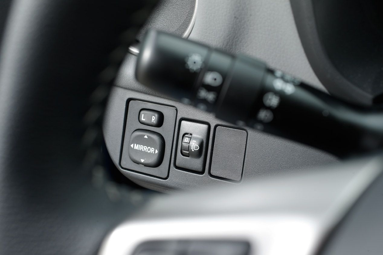 Comparativa: Peugeot 208 1.6 e-HDi vs Toyota Yaris 1.4 D-4D