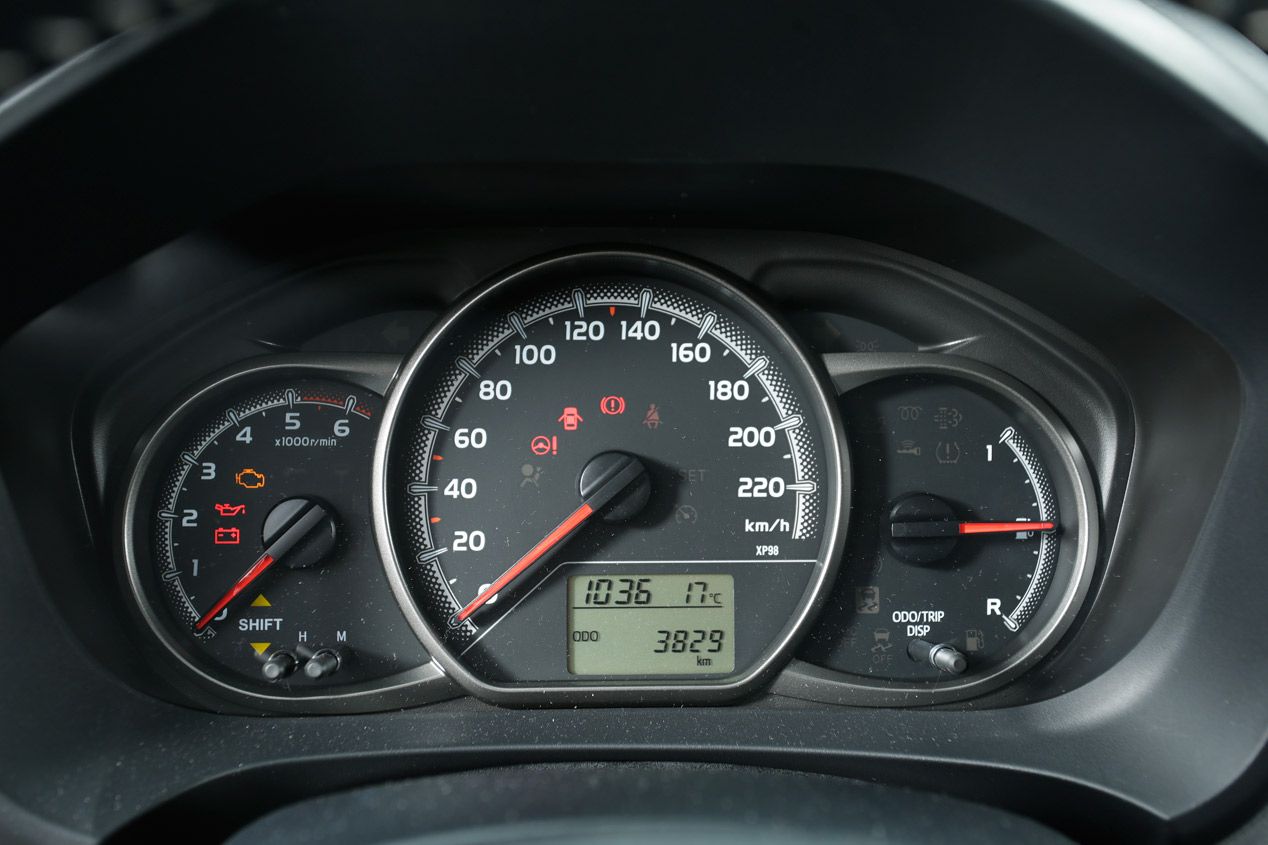 Comparativa: Peugeot 208 1.6 e-HDi vs Toyota Yaris 1.4 D-4D