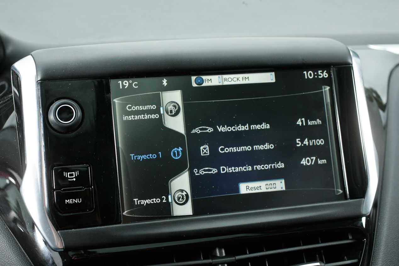 Comparativa: Peugeot 208 1.6 e-HDi vs Toyota Yaris 1.4 D-4D